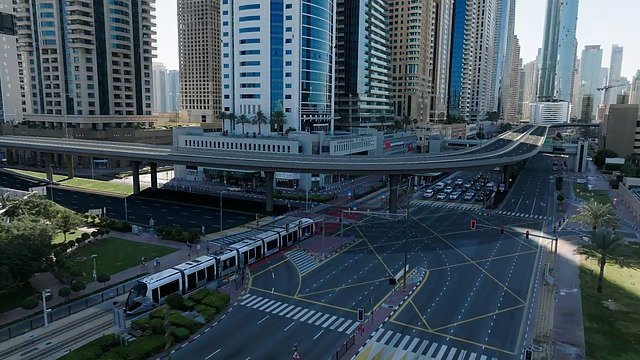 پل جدید دبی هاربر زمان سفر را از ۱۲ دقیقه به ۳ دقیقه کاهش می‌دهد
