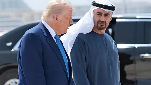 پولیتیکو: تماس رهبران امارات، قطر و پاکستان ترامپ را از حمله منصرف کرد