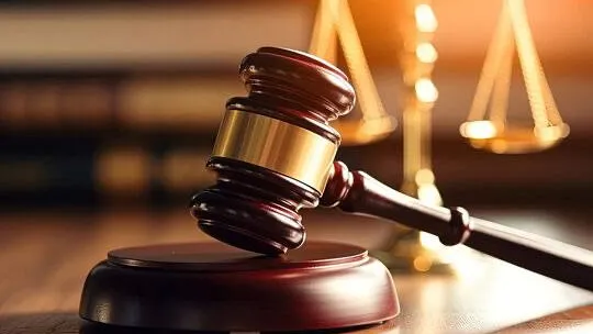 دادگاه دبی مردی را به بازگرداندن ۱.۳۵ میلیون درهم به شریکش محکوم کرد