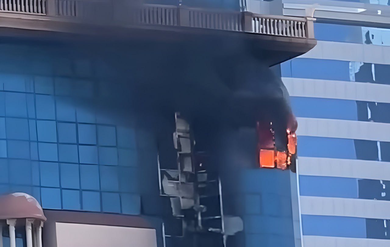Fire breaks out in building on Dubai's Sheikh Zayed Road — ایرانیان امارات