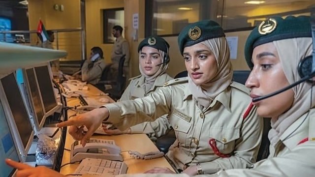 استجابة شرطة دبي للبلاغات المتعلقة بالمرأة ترتفع بنسبة 200% بفضل الذكاء الاصطناعي