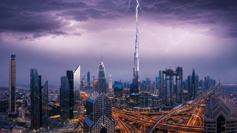 هشدار جوی در امارات؛ پیش‌بینی باران، گردوغبار و کاهش دما طی پنج روز آینده