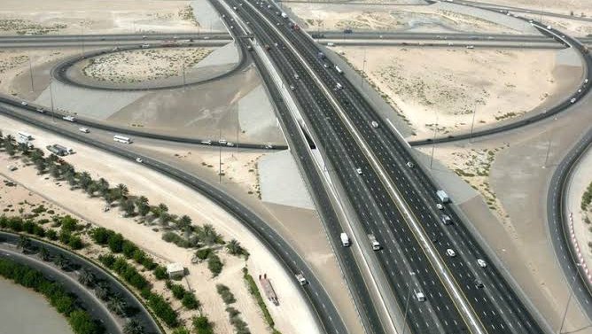 Speed Limit Reduced on Section of Abu Dhabi’s E311 from Monday