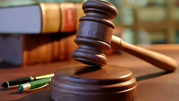 امارات با اصلاح قانون، مجازات اقدام به خودکشی را لغو کرد