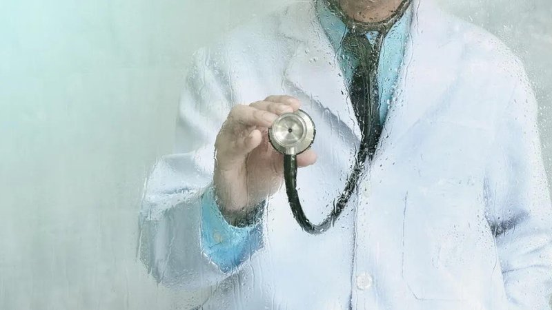 UAE Doctors Warn of Hidden Health Risks Following Recent Rainfall: How to Stay Safe from Post-Rain Allergies?