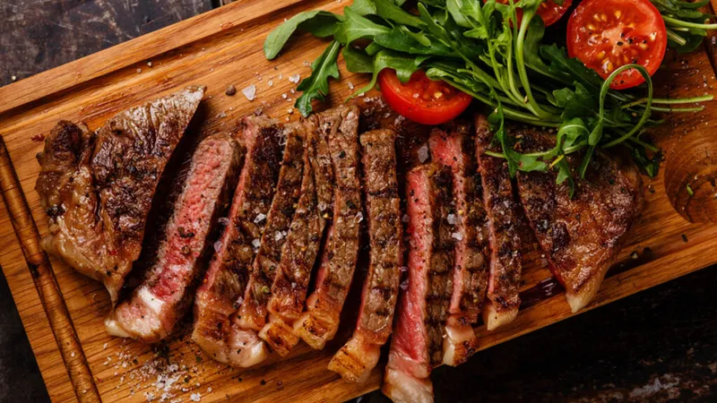 Texas-Road-house-steak-24052121-1024x640