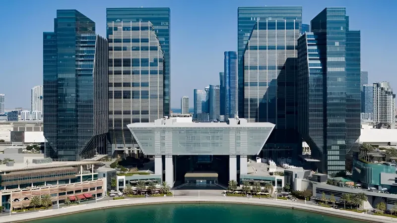 Abu Dhabi Financial Centre Attracts 4,700 New Professionals Despite Iran War