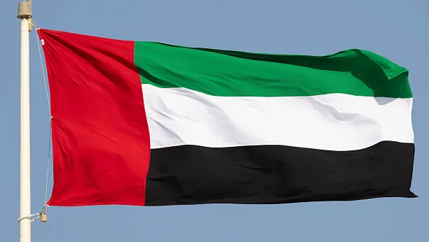 امارات: ایران باید حملات را متوقف کند و تنگه هرمز را به‌طور کامل بازگشایی کند