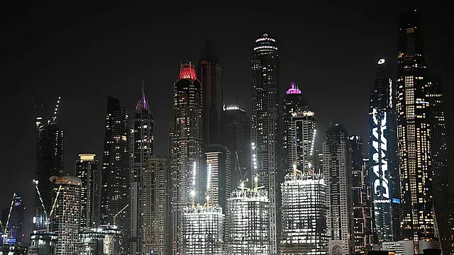 gulfnews_2026-03-06_2cx9y26d_Dubai-Marina (1)
