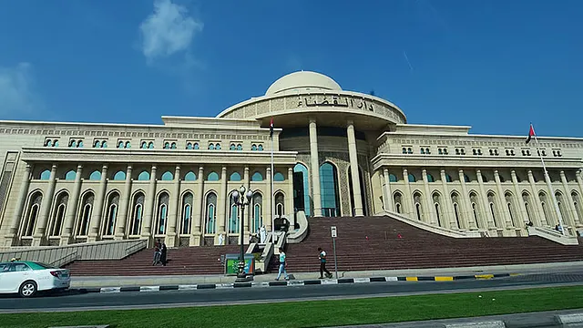 مرد مهاجر به دلیل دایر کردن صرافی شخصی و انتقال غیرقانونی پول، از امارات اخراج شد