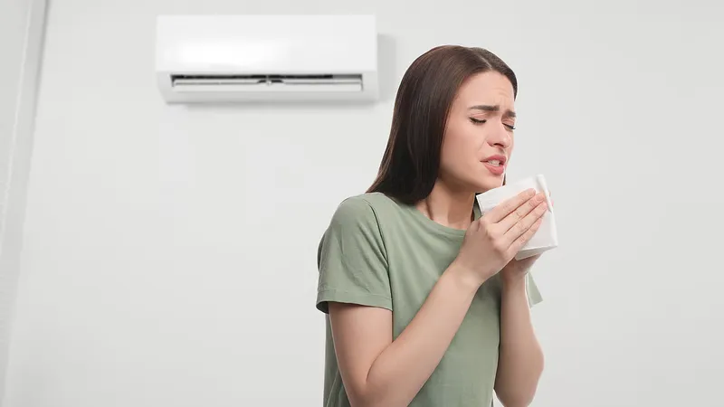 تغییر مداوم از سرمای کولر به گرمای دبی چه تأثیری بر بدن و پوست دارد؟