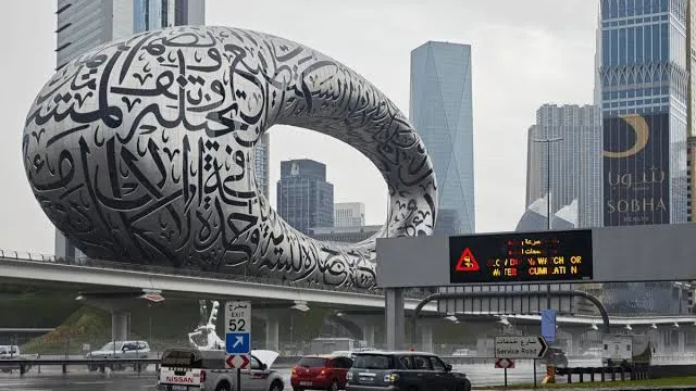هوای امارات؛ تداوم احتمال بارش و افزایش دمای ابوظبی تا ۴۵ درجه