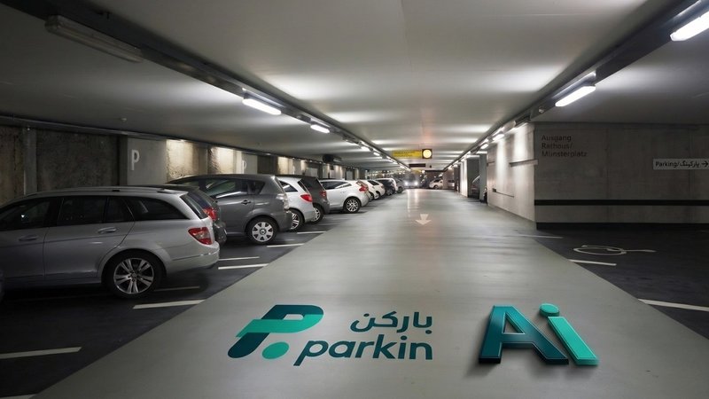 پارکین با کمک هوش مصنوعی پارک خودرو در مراکز خرید دبی را آسان‌تر می‌کند