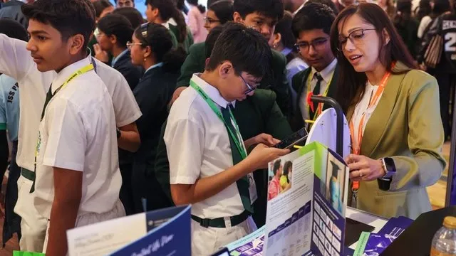 دانشجویان و خانواده‌های دبی در Edufair می‌توانند با فرصت‌های تحصیلی و بورسیه‌ها آشنا شوند