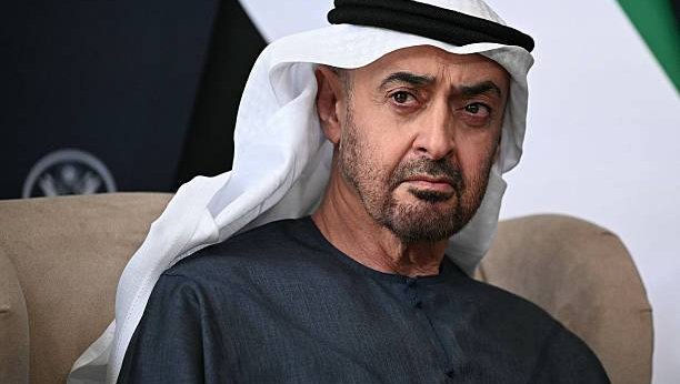 رئیس امارات وارد محل برگزاری اجلاس گروه هفت در فرانسه شد