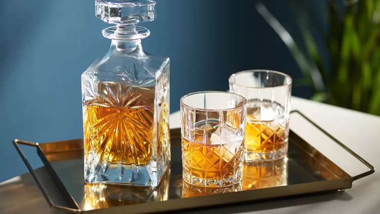 A guide to the different ways of enjoying whiskey